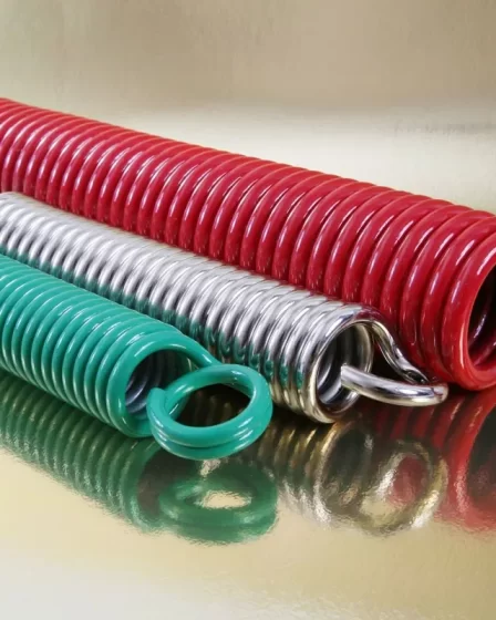 Molas de tração: quando usar e quais os benefícios para sua indústria?